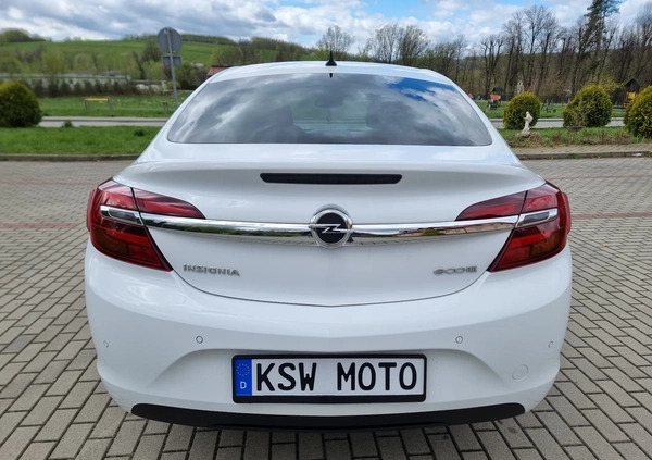 Opel Insignia cena 45900 przebieg: 154000, rok produkcji 2015 z Dobiegniew małe 497